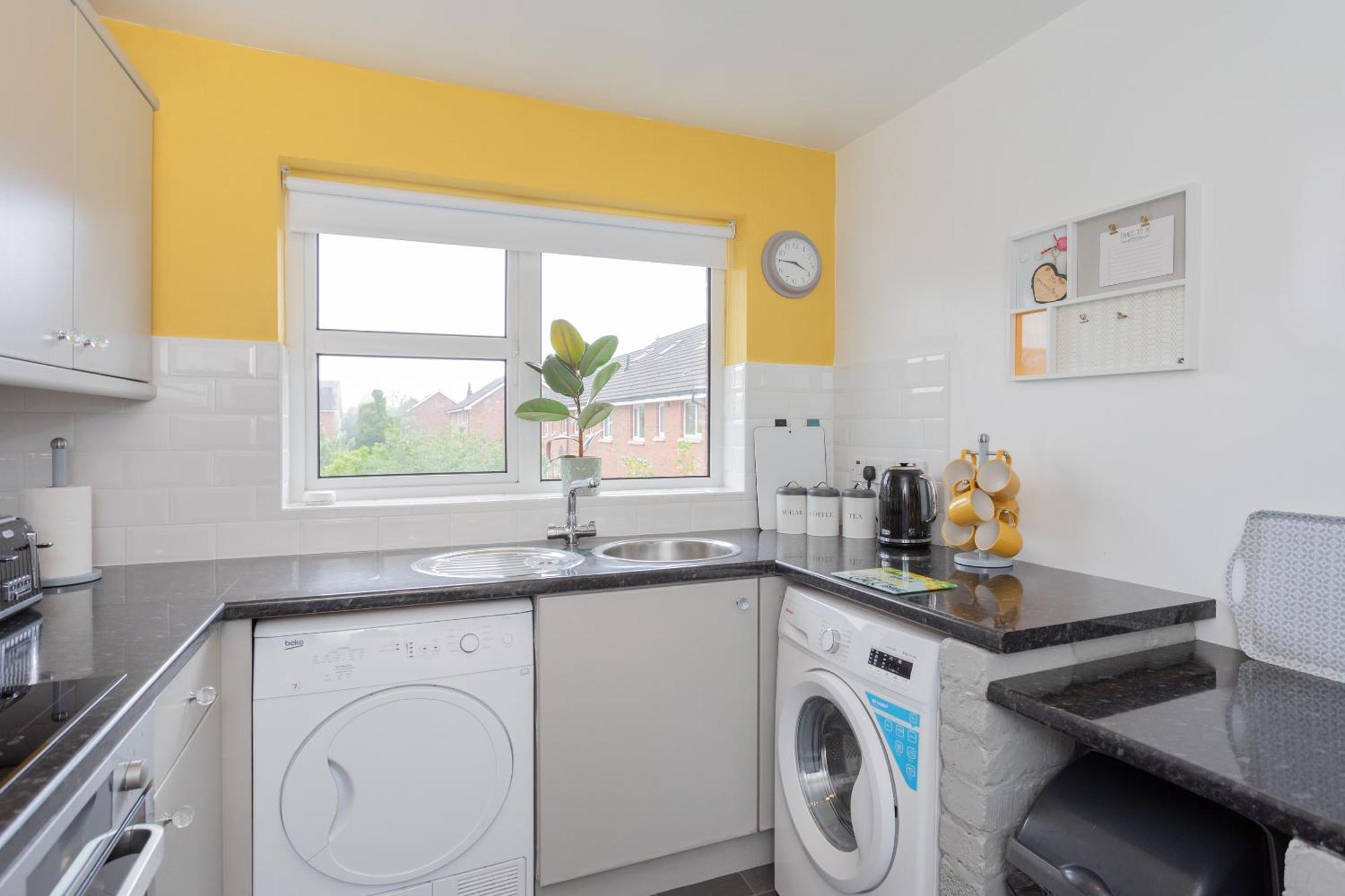 Ardenlee - Stylish 3 Bed Apt Close To City, Parking And Wifi Belfast Bagian luar foto
